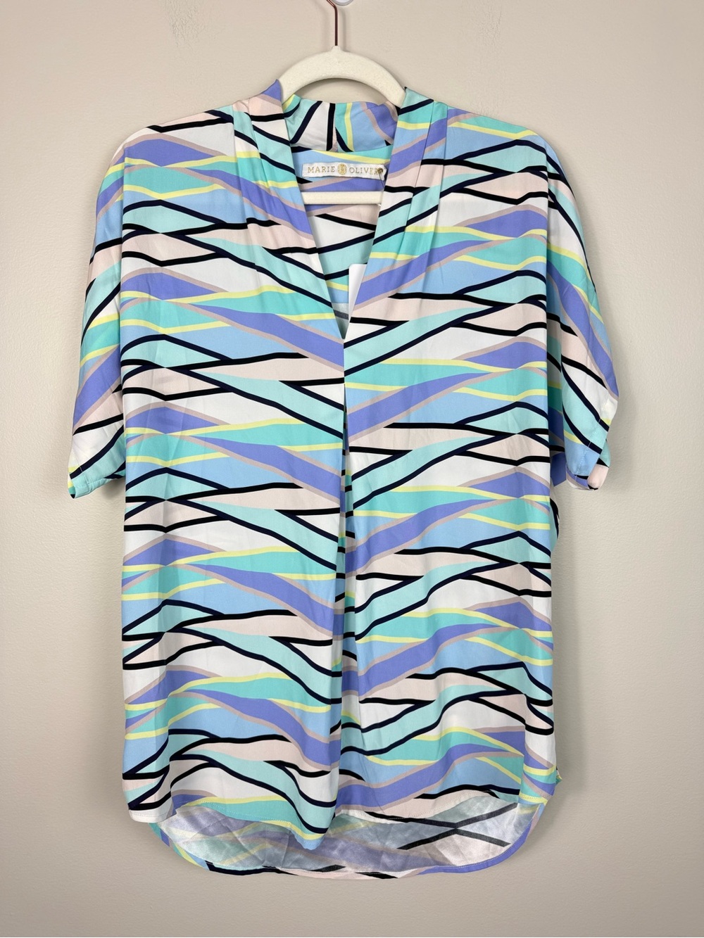 Marie Oliver Lola Silk Shirt Women Small Abstract Animal Blue White V-Neck Retro